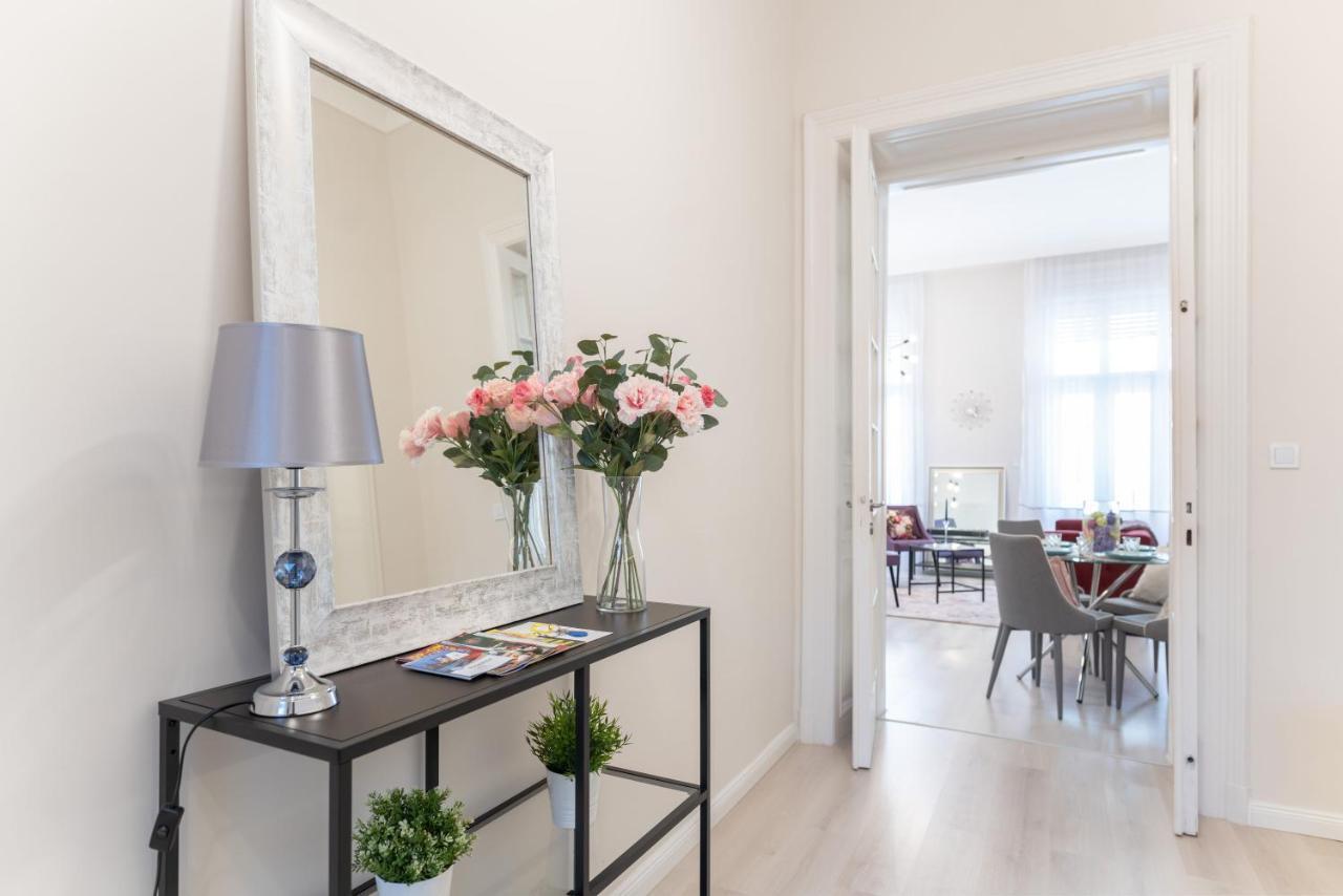 Milano Design Apartment City Center With Ac بودابست المظهر الخارجي الصورة